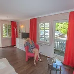Im Schwedischen Hof 3*