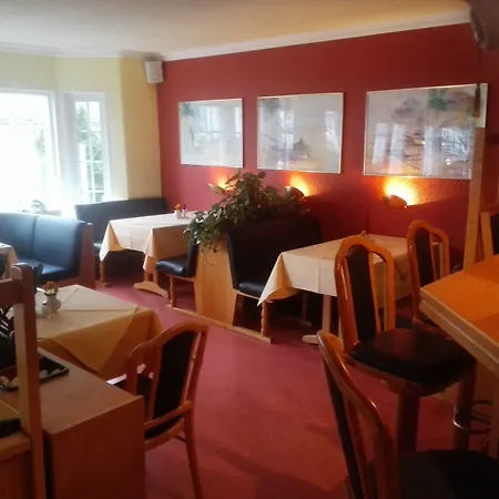 Im Schwedischen Hof 3*