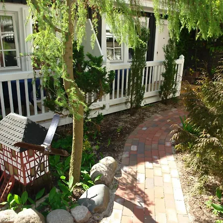 Im Schwedischen Hof 3* Binz