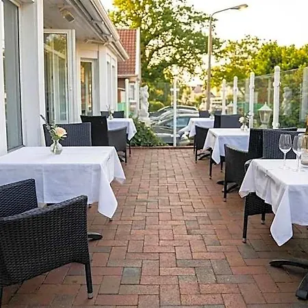 ホテル Im Schwedischen Hof 3*