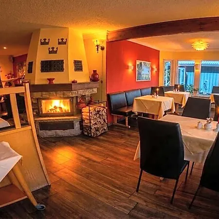 Im Schwedischen Hof 3*